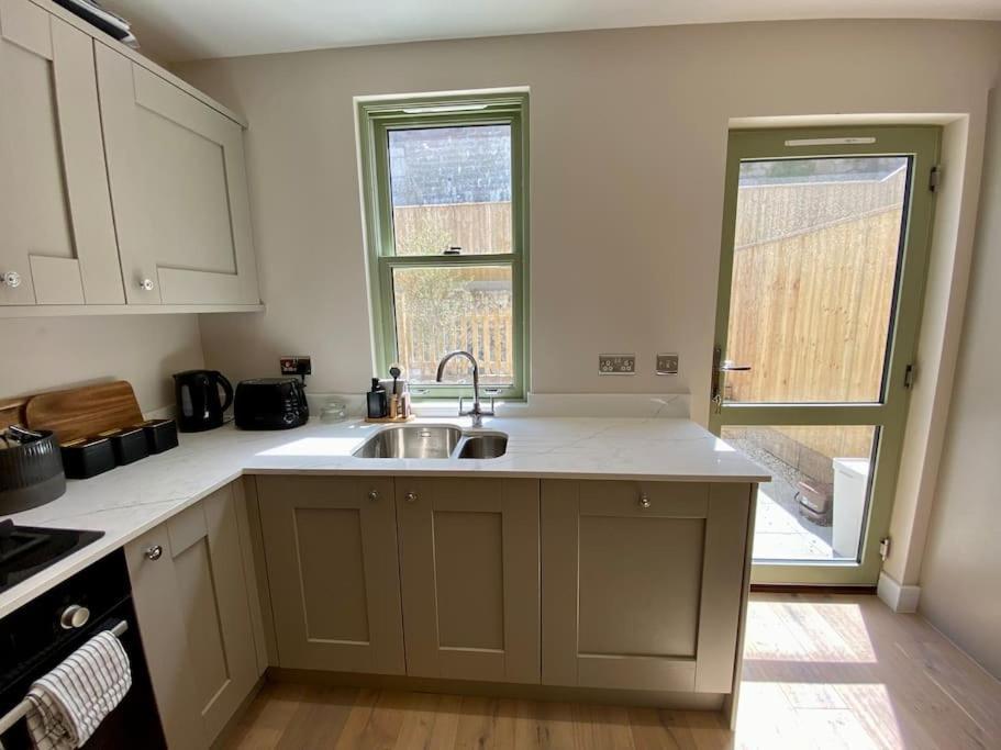 Luxurious Beach House Chesil Beach. Sleeps 6 Castletown  Exterior foto
